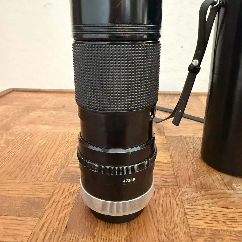 Canon Zoom Lens FD 100-200mm f/1:5.6 S.C. with Leather Case Japan Vintage